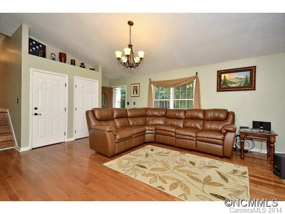16 Foxberry Drive - Photo 4