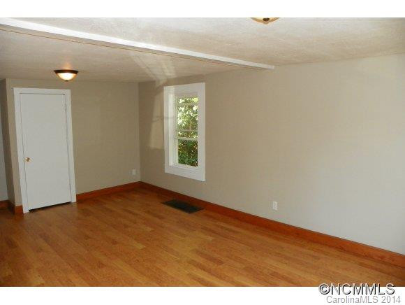 114 Hazel Mill Road - Photo 3