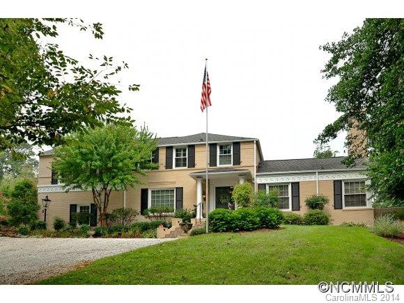 5 Pine Tree Circle