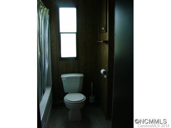 109 Lower Edgewood - Photo 11
