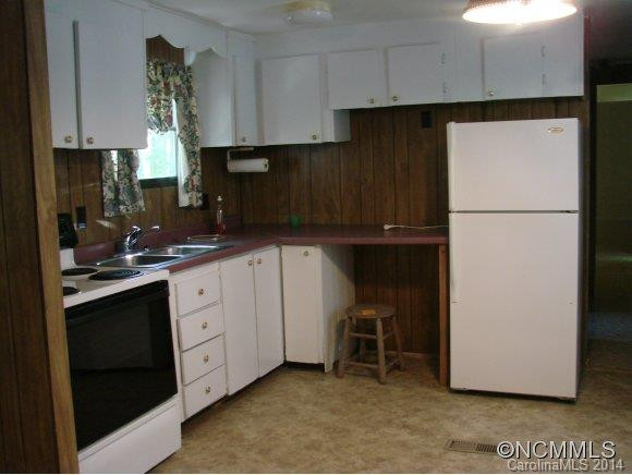 109 Lower Edgewood - Photo 8