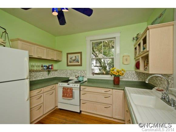 157 Flint Street - Photo 12