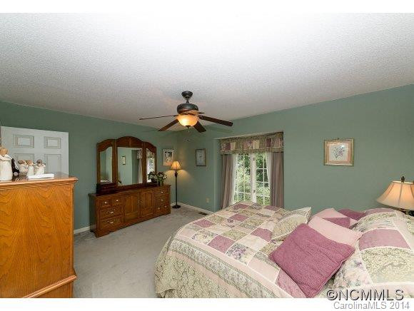 25 Thistlewood Ln - Photo 14