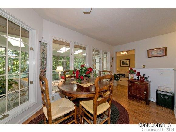 25 Thistlewood Ln - Photo 5