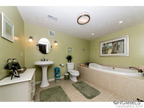 25 Thistlewood Ln - Photo 8