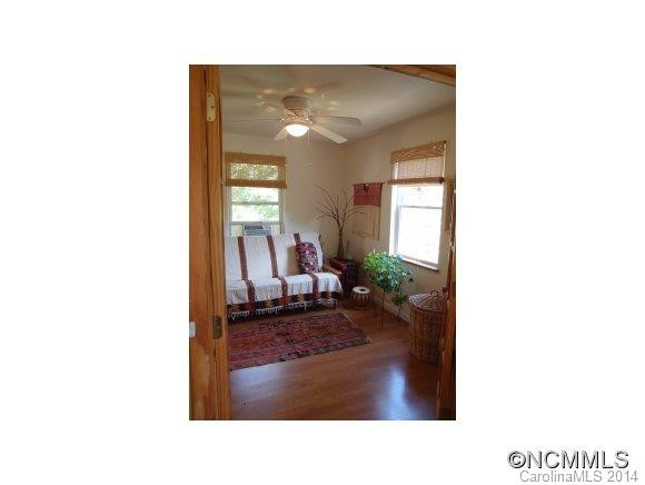 198 Webb Dr. - Photo 10
