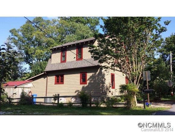 323 Franklin Street - Photo 2