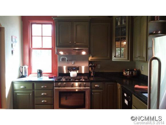 323 Franklin Street - Photo 12