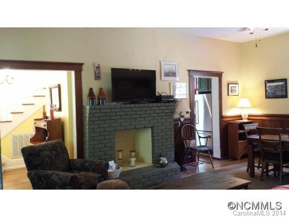323 Franklin Street - Photo 13