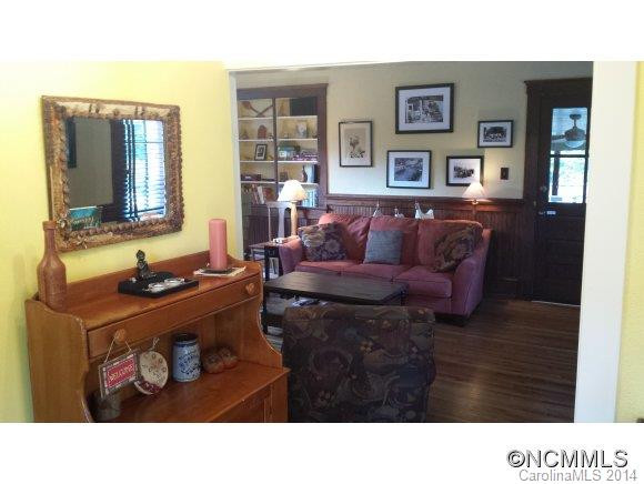 323 Franklin Street - Photo 15