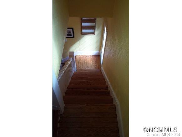 323 Franklin Street - Photo 18