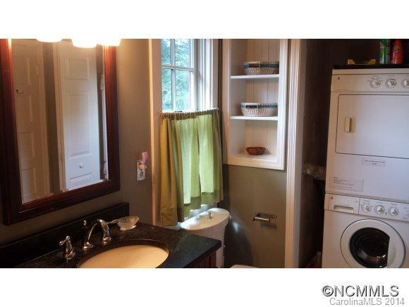 323 Franklin Street - Photo 22