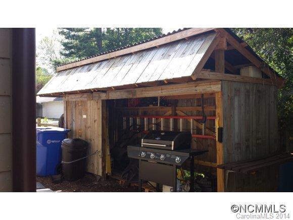 323 Franklin Street - Photo 7