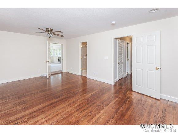 1620 Camelot Drive - Photo 16