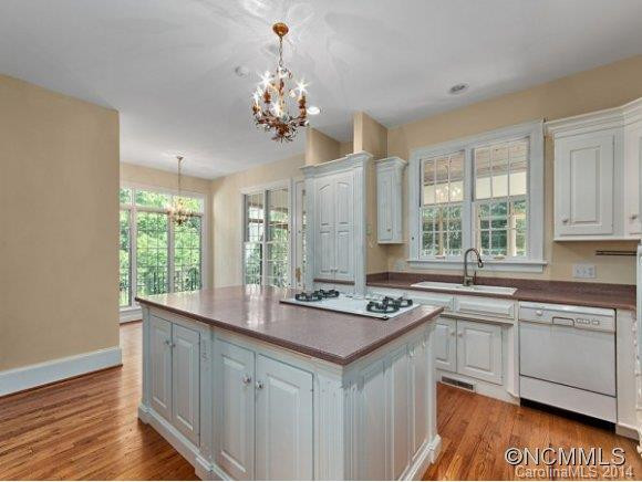 121 STUYVESANT ROAD - Photo 12