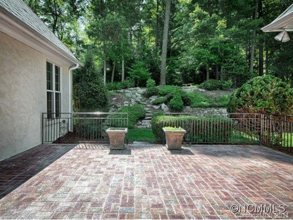 121 STUYVESANT ROAD - Photo 17