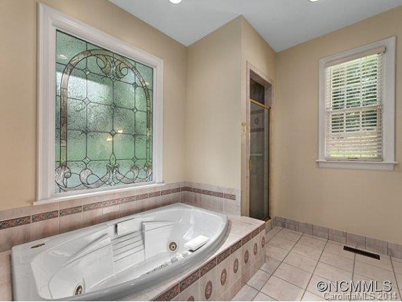 121 STUYVESANT ROAD - Photo 9