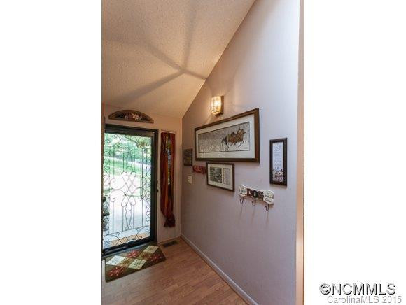 14 Cornelia Lane - Photo 2
