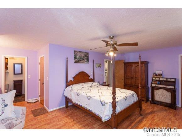 14 Cornelia Lane - Photo 13