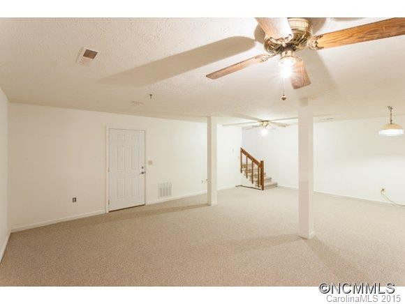 14 Cornelia Lane - Photo 17