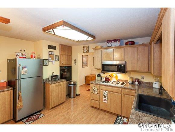 14 Cornelia Lane - Photo 7