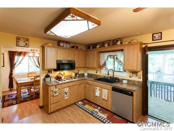 14 Cornelia Lane - Photo 8