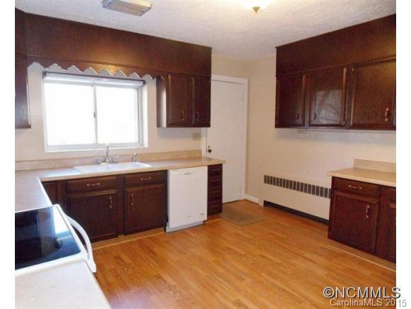 601 4TH AVE WEST - Photo 10