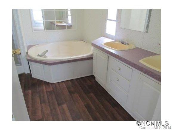 230 White Pines Trace - Photo 2