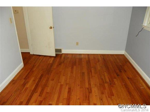 35 Salem Avenue - Photo 21