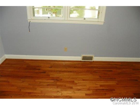 35 Salem Avenue - Photo 23