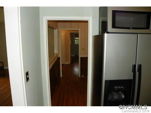 35 Salem Avenue - Photo 6
