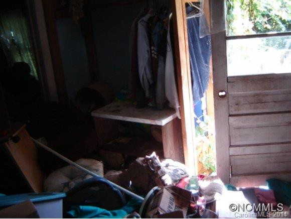 28 Main - Photo 6