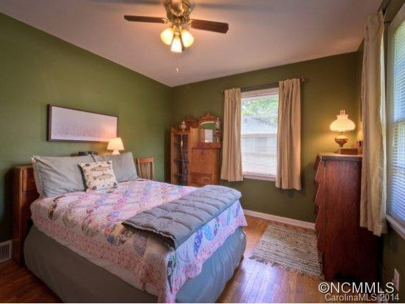 22 WILSHIRE DRIVE - Photo 13