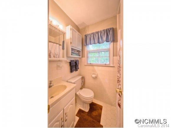 22 WILSHIRE DRIVE - Photo 9