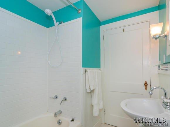 64 Salola Street - Photo 11