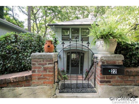 22 Howland Rd - Photo 4