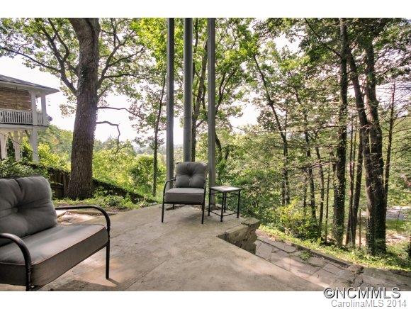 22 Howland Rd - Photo 5