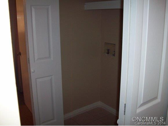 352 Fairfax Avenue - Photo 11