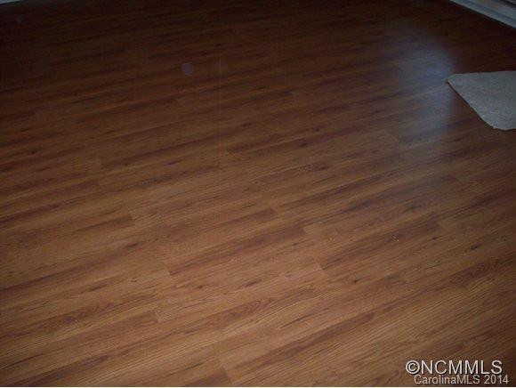 352 Fairfax Avenue - Photo 12
