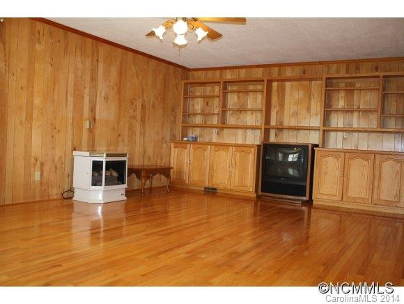 306 Mountain Page Road - Photo 3