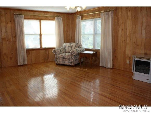 306 Mountain Page Road - Photo 4
