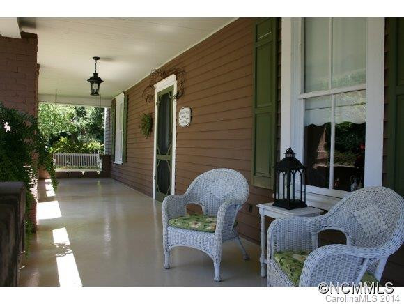 112 MOUNT VERNON CHURCH ROAD - Photo 2