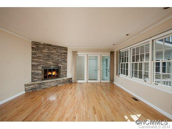 135 Dogwood Drive - Photo 8