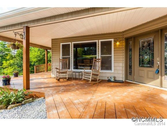 124 Hawke Woods Rd - Photo 2