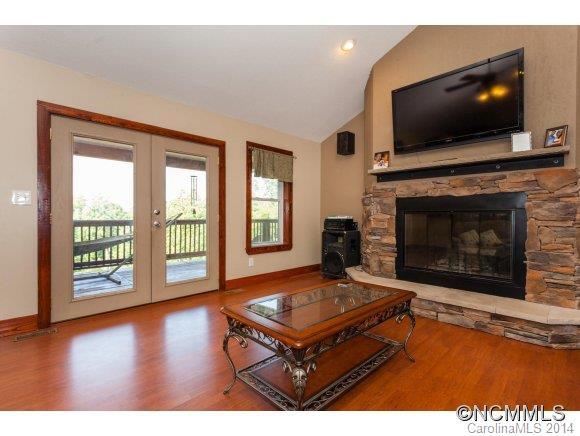 124 Hawke Woods Rd - Photo 5