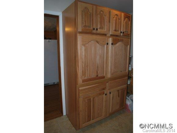 1900 Solomon Jones Road - Photo 6