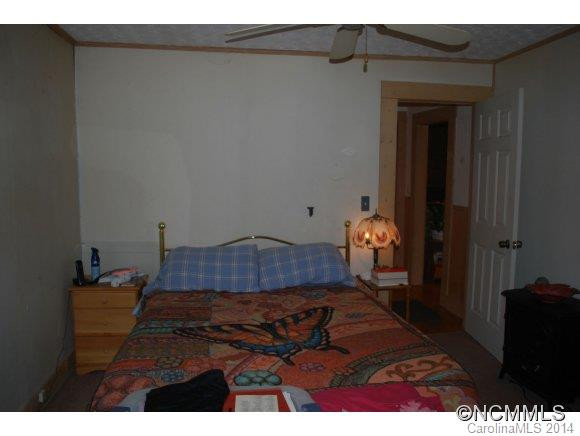 1900 Solomon Jones Road - Photo 10