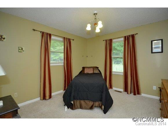 509 E. HIDDEN WOODS COURT - Photo 10