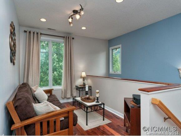 8 HUNTINGTON CHASE DRIVE - Photo 11