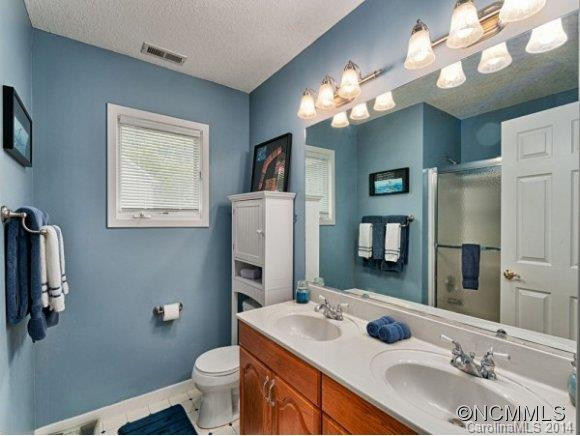 8 HUNTINGTON CHASE DRIVE - Photo 13